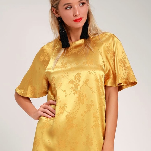 LuLu’s Golden Jacquard Silky Shift Dress - Picture 2 of 11